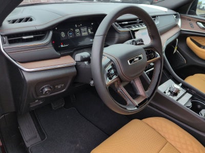 2025 Jeep Grand Cherokee GRAND CHEROKEE L SUMMIT 4X4