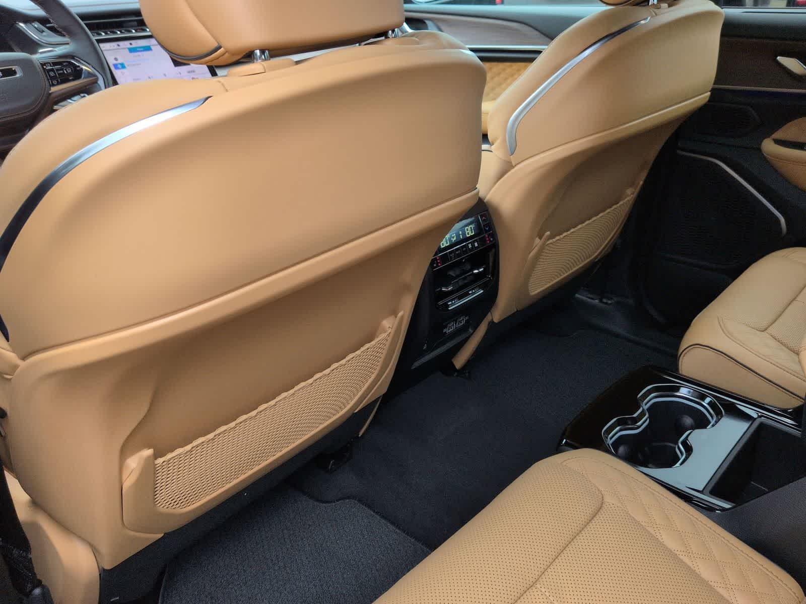 2025 Jeep Grand Cherokee GRAND CHEROKEE L SUMMIT 4X4