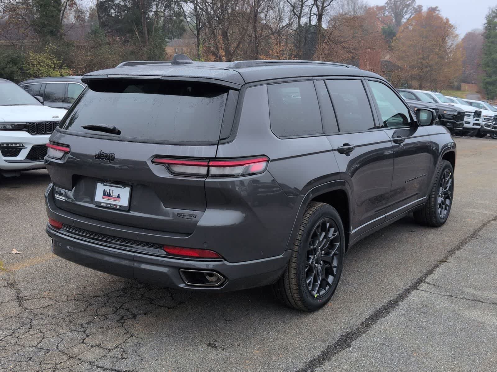 2025 Jeep Grand Cherokee GRAND CHEROKEE L SUMMIT 4X4