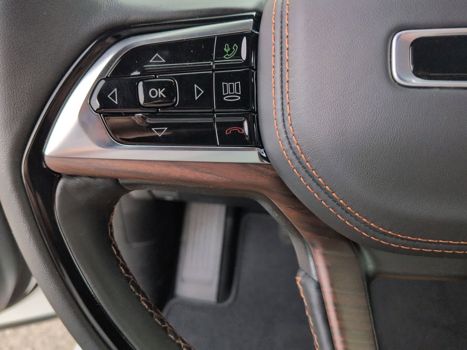 2025 Jeep Grand Cherokee GRAND CHEROKEE L SUMMIT 4X4