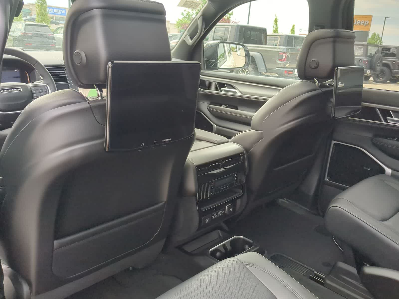 2026 Jeep Grand Wagoneer Limited Reserve