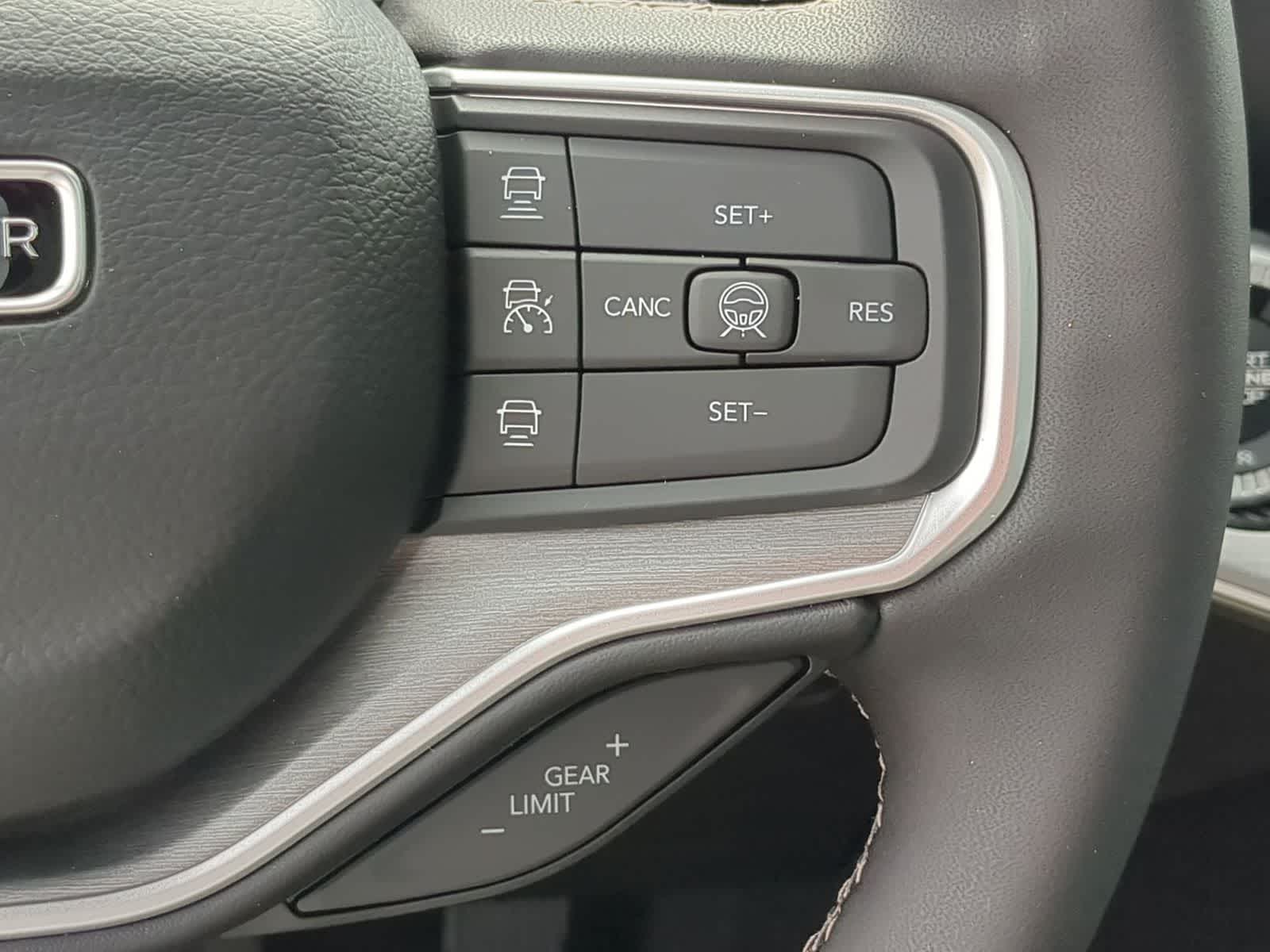 2026 Jeep Grand Wagoneer Limited Reserve