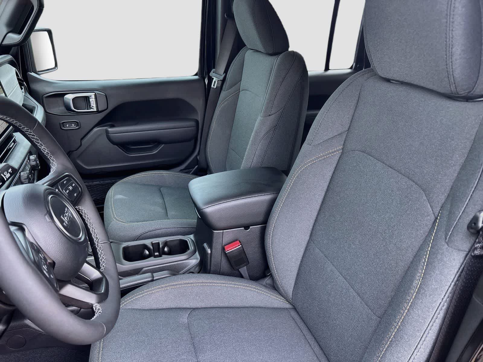 2026 Jeep Gladiator GLADIATOR SPORT S 4X4