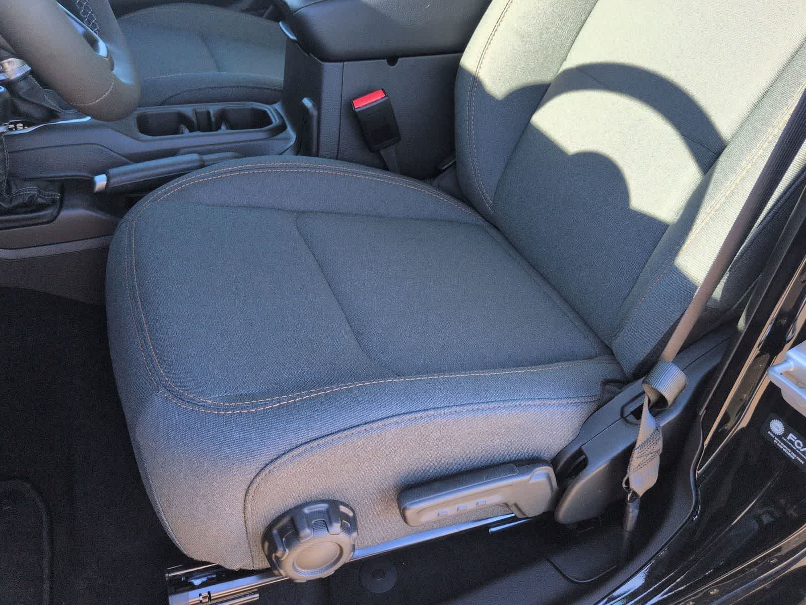 2026 Jeep Gladiator GLADIATOR SPORT S 4X4