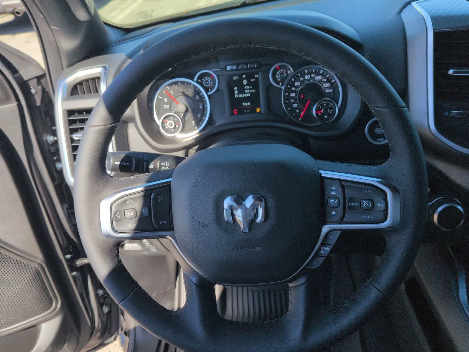 2026 RAM 1500 RAM 1500 BIG HORN CREW CAB 4X4 5'7' BOX