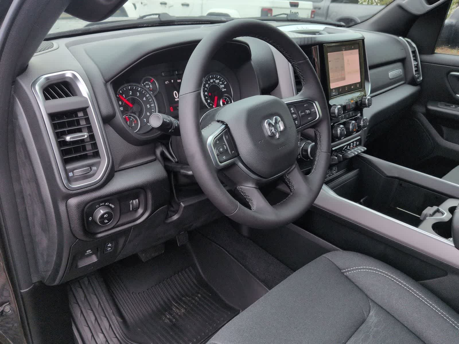 2026 RAM 1500 RAM 1500 BIG HORN CREW CAB 4X4 5'7' BOX