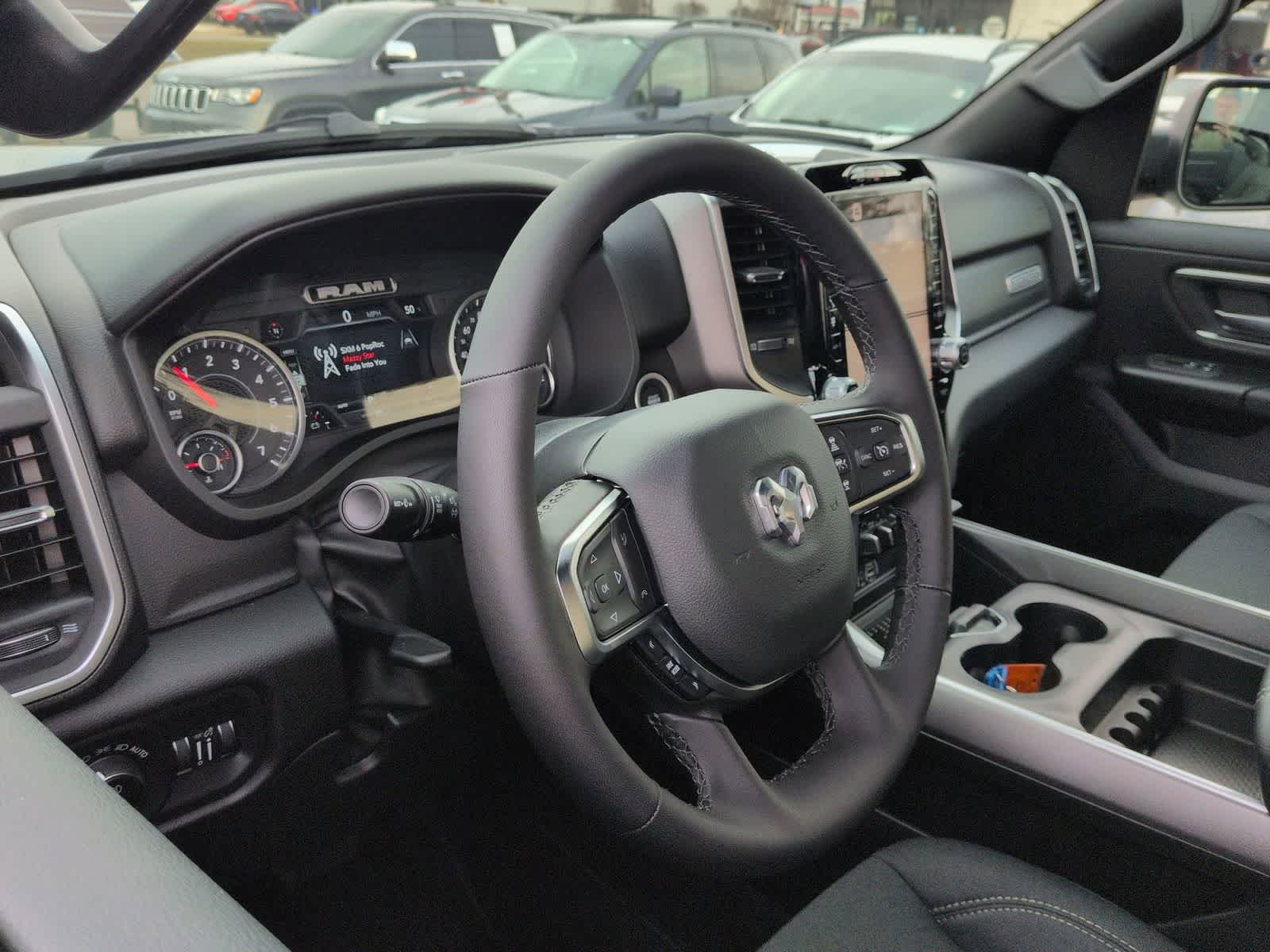 2026 RAM 1500 RAM 1500 BIG HORN CREW CAB 4X4 5'7' BOX