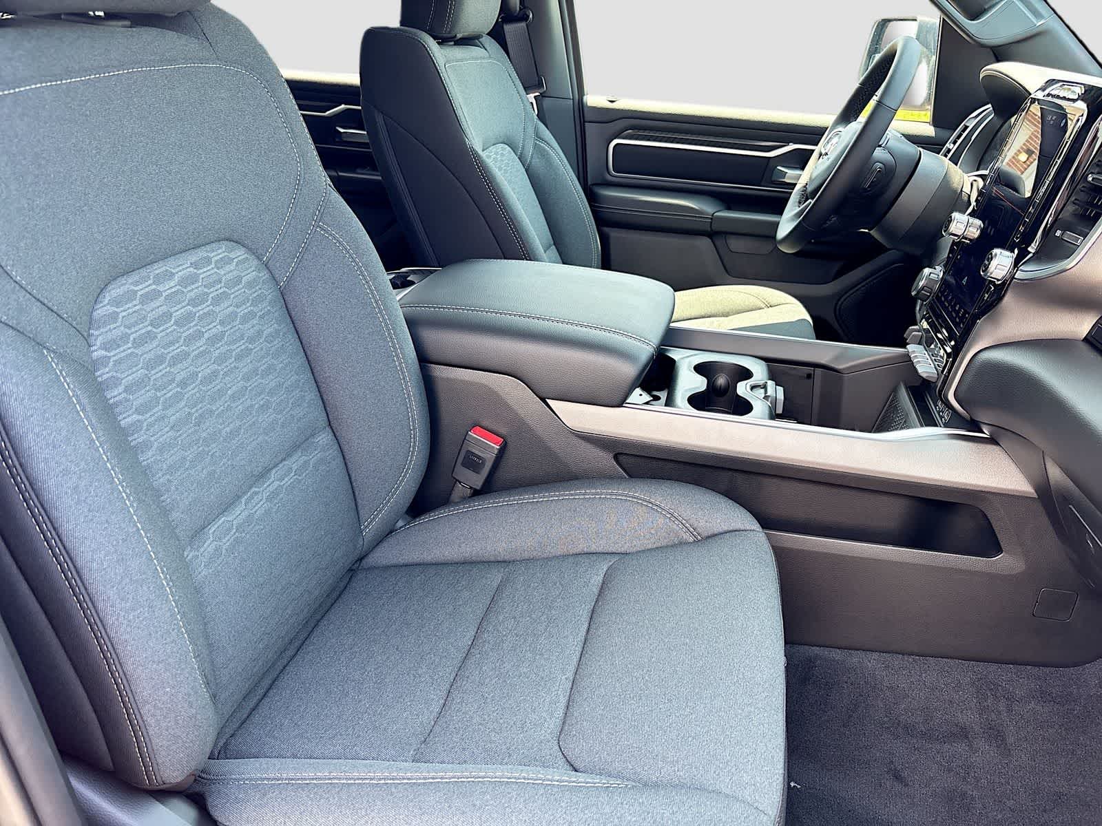 2026 RAM 1500 RAM 1500 BIG HORN CREW CAB 4X4 5'7' BOX