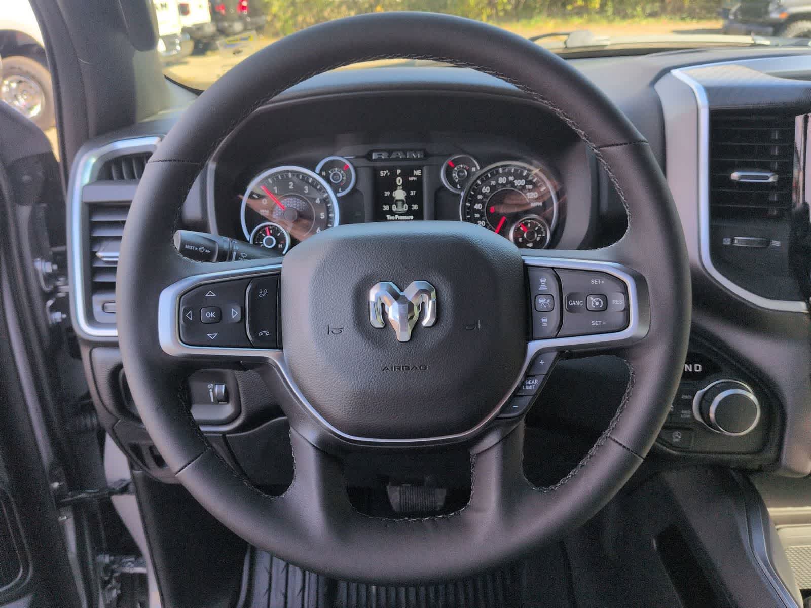 2026 RAM 1500 RAM 1500 BIG HORN CREW CAB 4X4 5'7' BOX