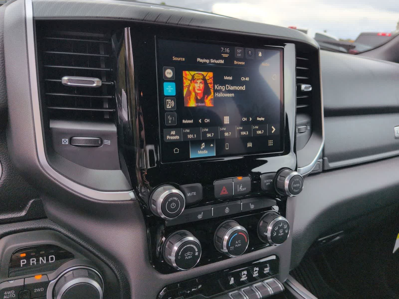 2026 RAM 1500 RAM 1500 BIG HORN CREW CAB 4X4 5'7' BOX