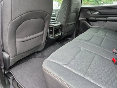 2026 RAM 1500 RAM 1500 EXPRESS CREW CAB 4X4 5'7' BOX