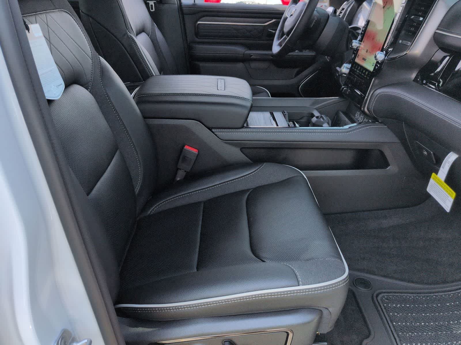 2026 RAM 1500 RAM 1500 LIMITED CREW CAB 4X4 5'7' BOX