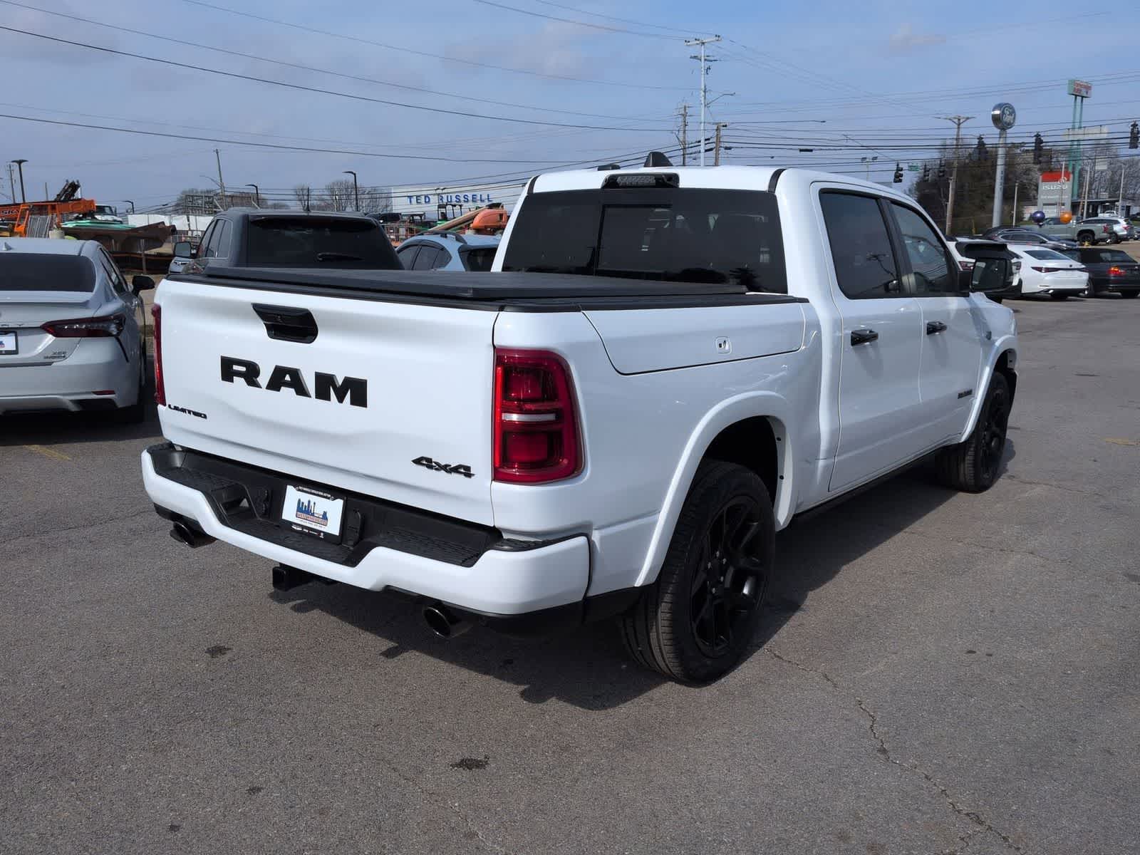 2026 RAM 1500 RAM 1500 LIMITED CREW CAB 4X4 5'7' BOX