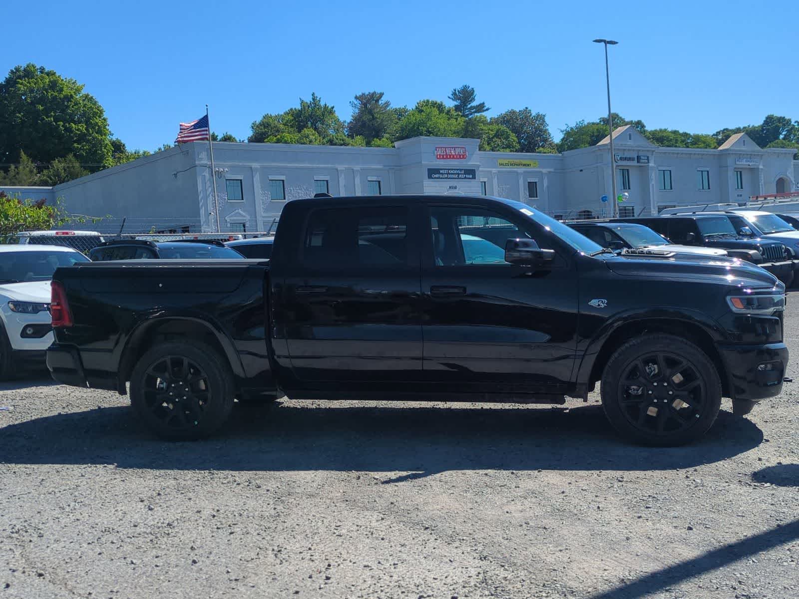 2026 RAM 1500 RAM 1500 LIMITED CREW CAB 4X4 5'7' BOX