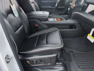 2026 RAM 1500 RAM 1500 LIMITED CREW CAB 4X4 5'7' BOX