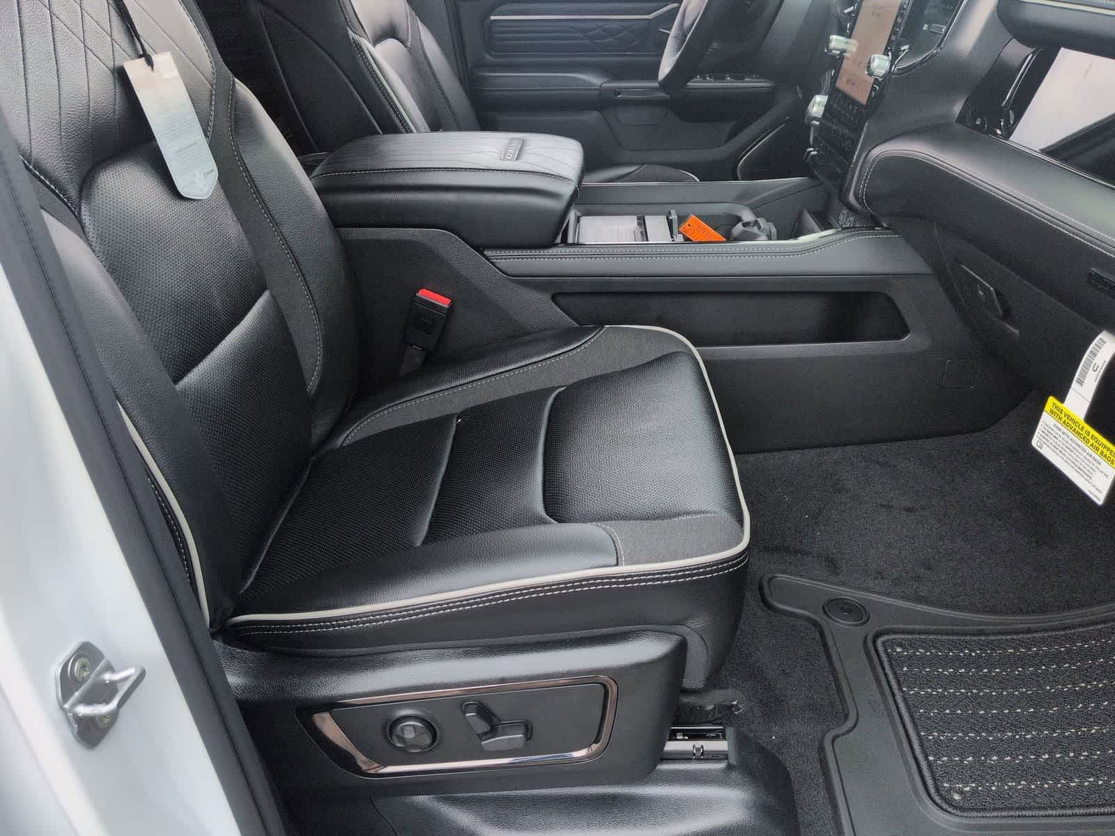 2026 RAM 1500 RAM 1500 LIMITED CREW CAB 4X4 5'7' BOX