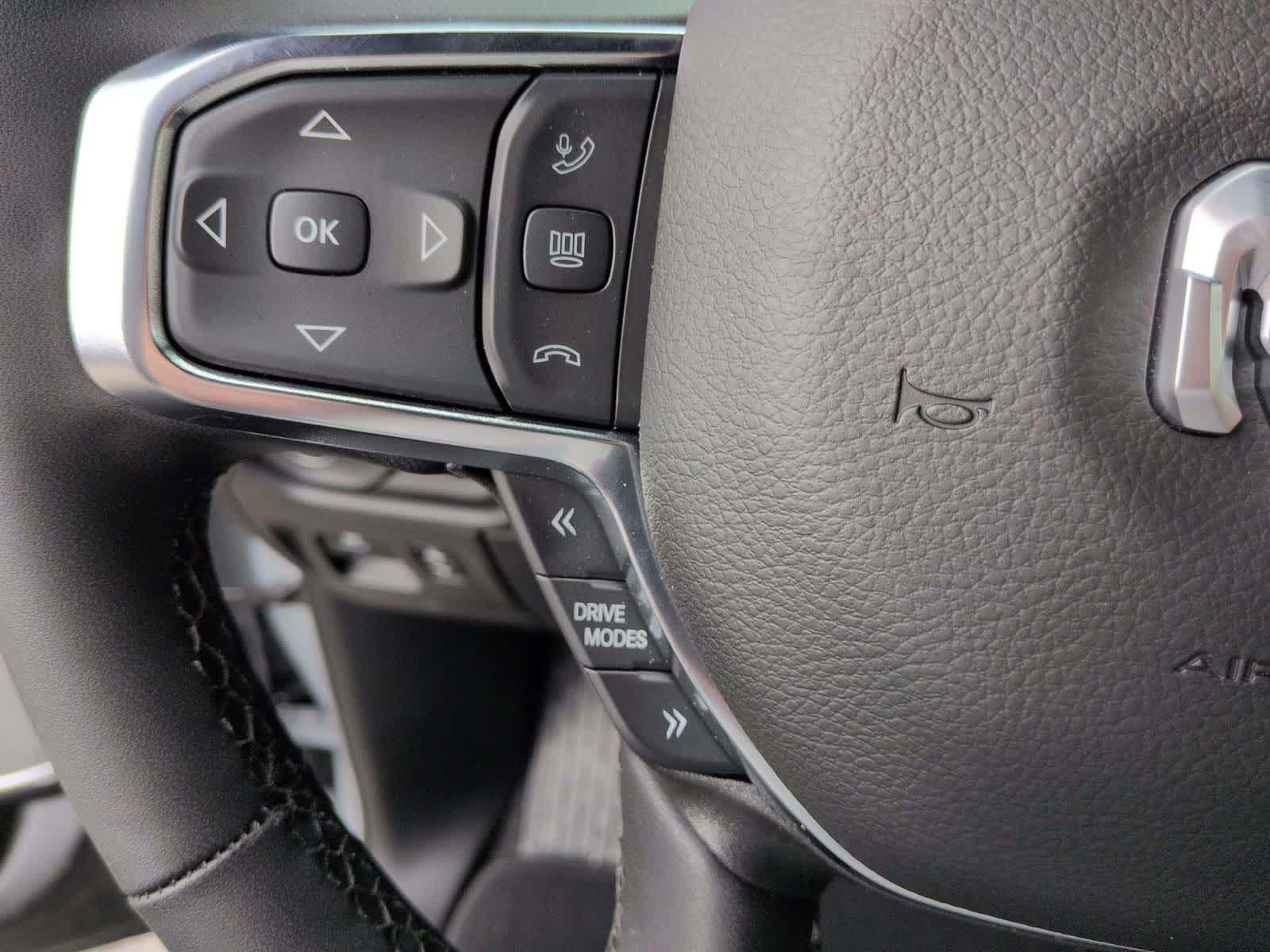 2026 RAM 1500 RAM 1500 LARAMIE CREW CAB 4X4 5'7' BOX