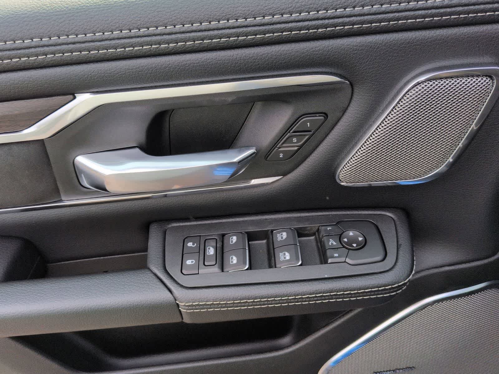 2026 RAM 1500 RAM 1500 LARAMIE CREW CAB 4X4 5'7' BOX