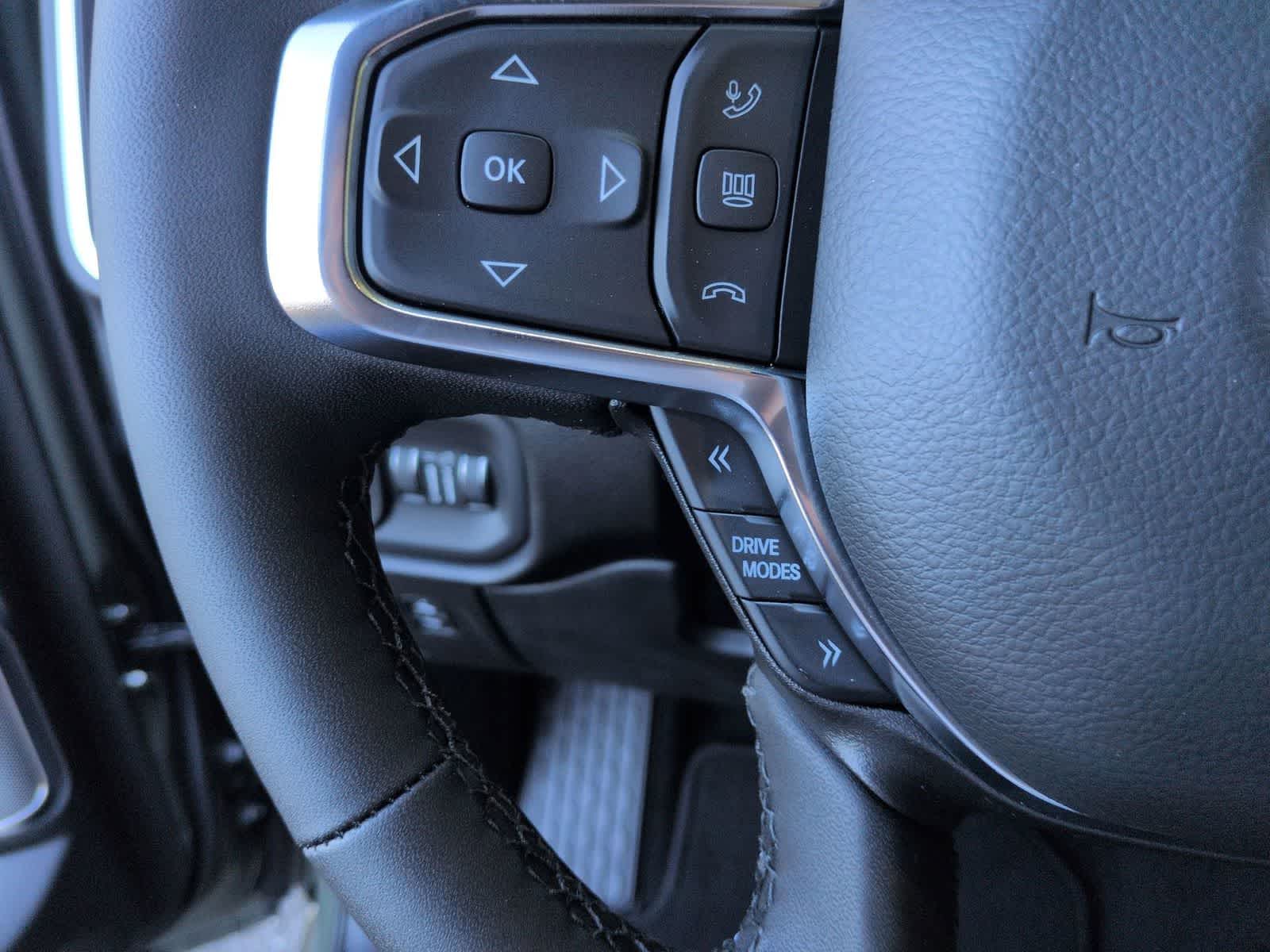 2026 RAM 1500 RAM 1500 LARAMIE CREW CAB 4X4 5'7' BOX