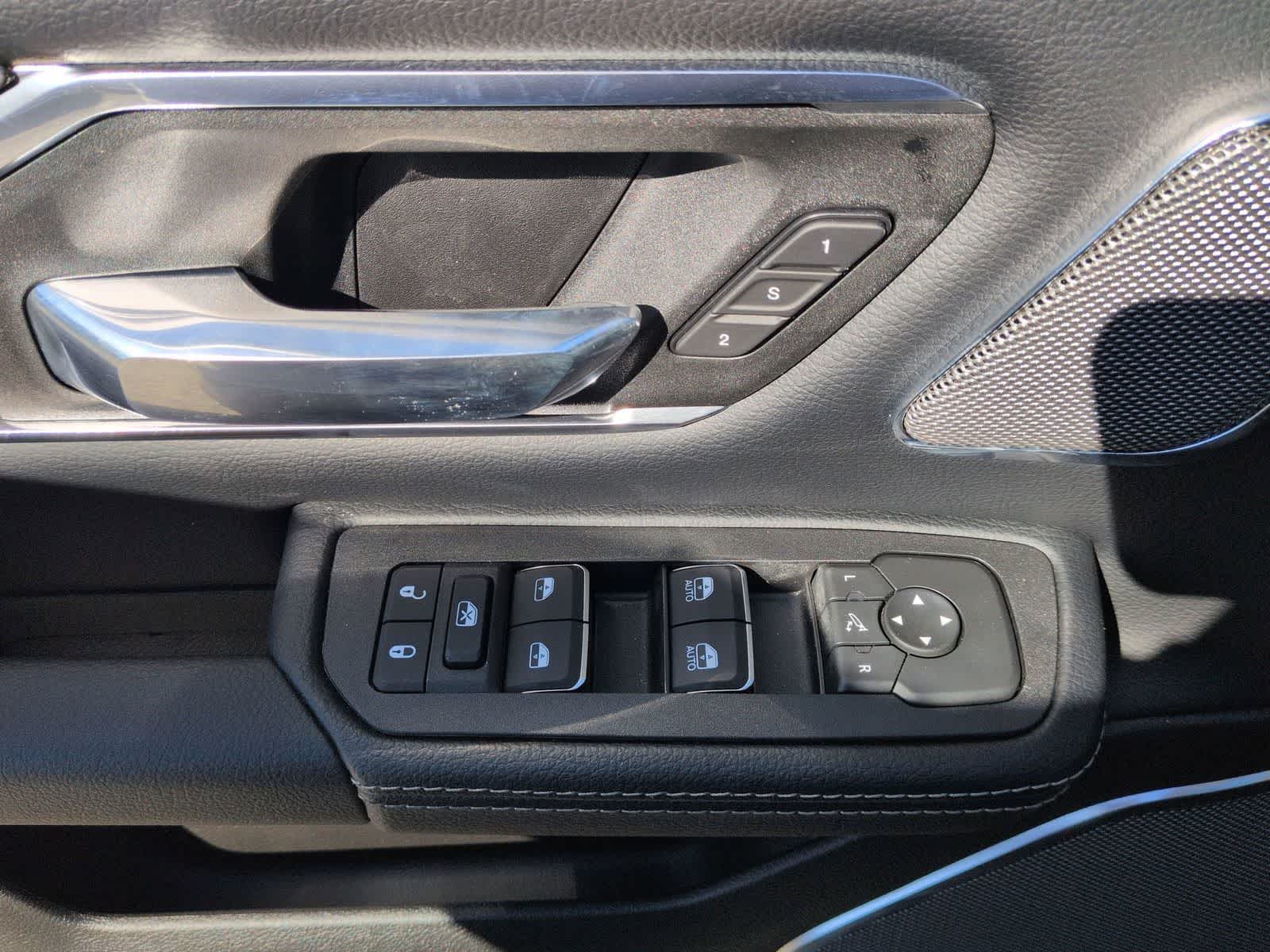 2026 RAM 1500 RAM 1500 LARAMIE CREW CAB 4X4 5'7' BOX