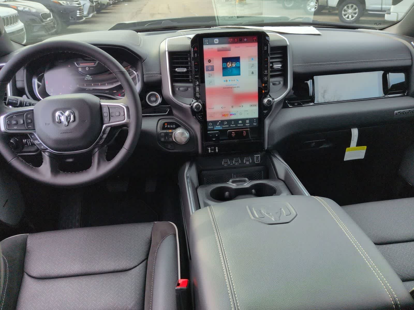 2026 RAM 1500 RAM 1500 LARAMIE CREW CAB 4X4 5'7' BOX