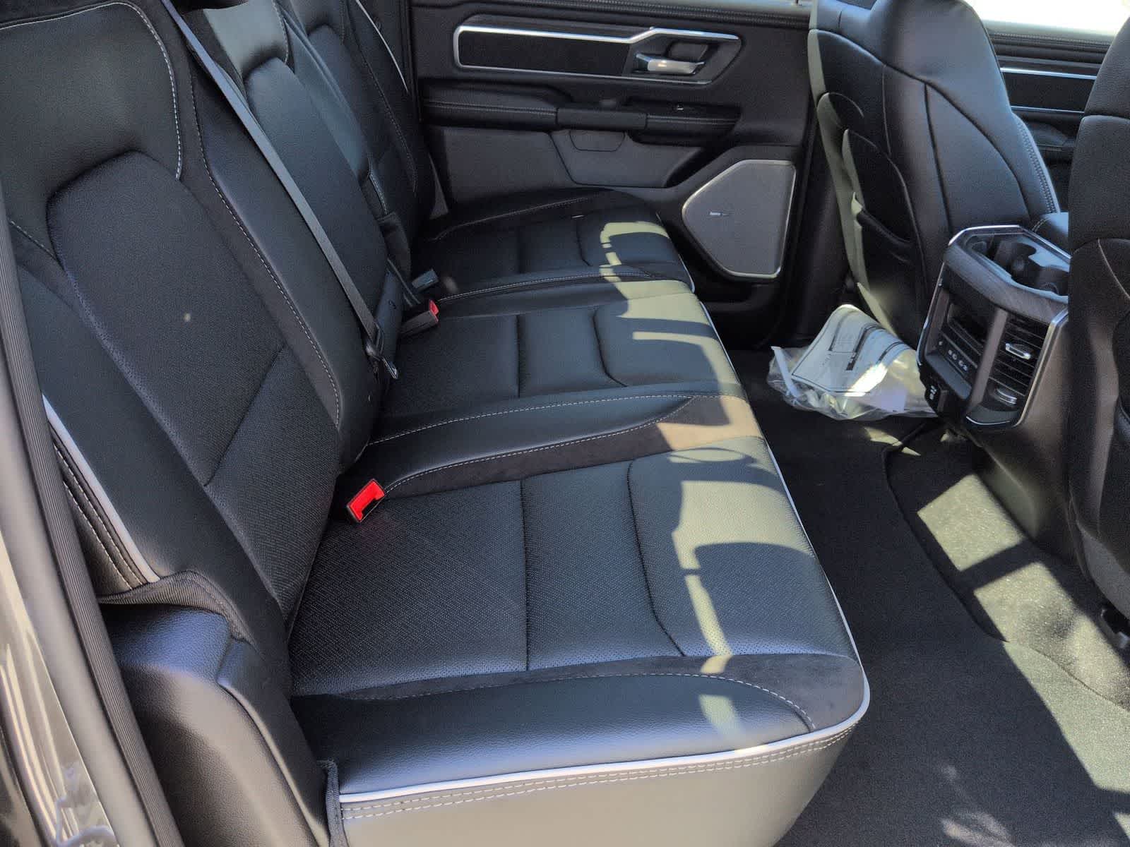 2026 RAM 1500 RAM 1500 LARAMIE CREW CAB 4X4 5'7' BOX