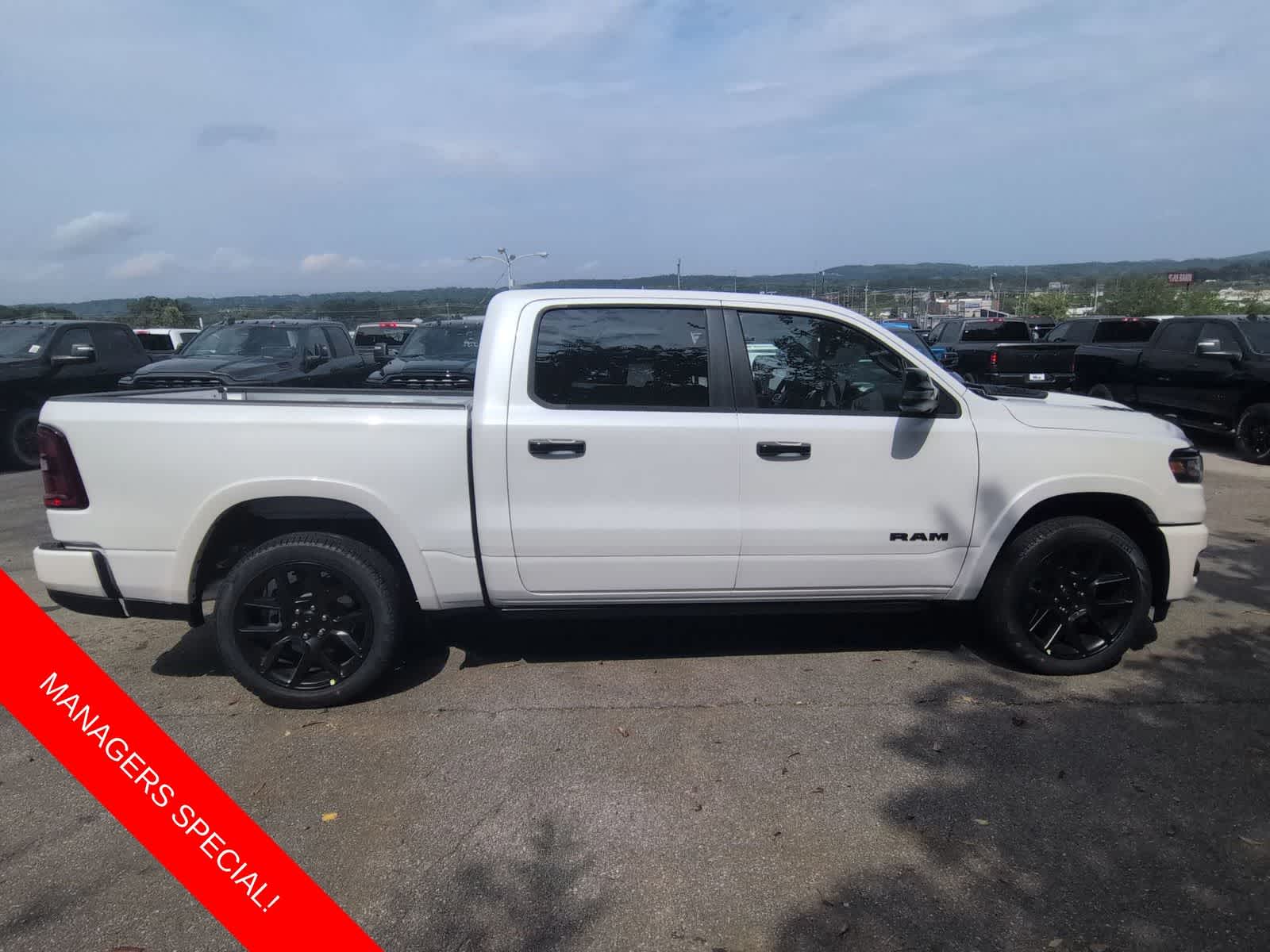 2026 RAM 1500 RAM 1500 LARAMIE CREW CAB 4X4 5'7' BOX
