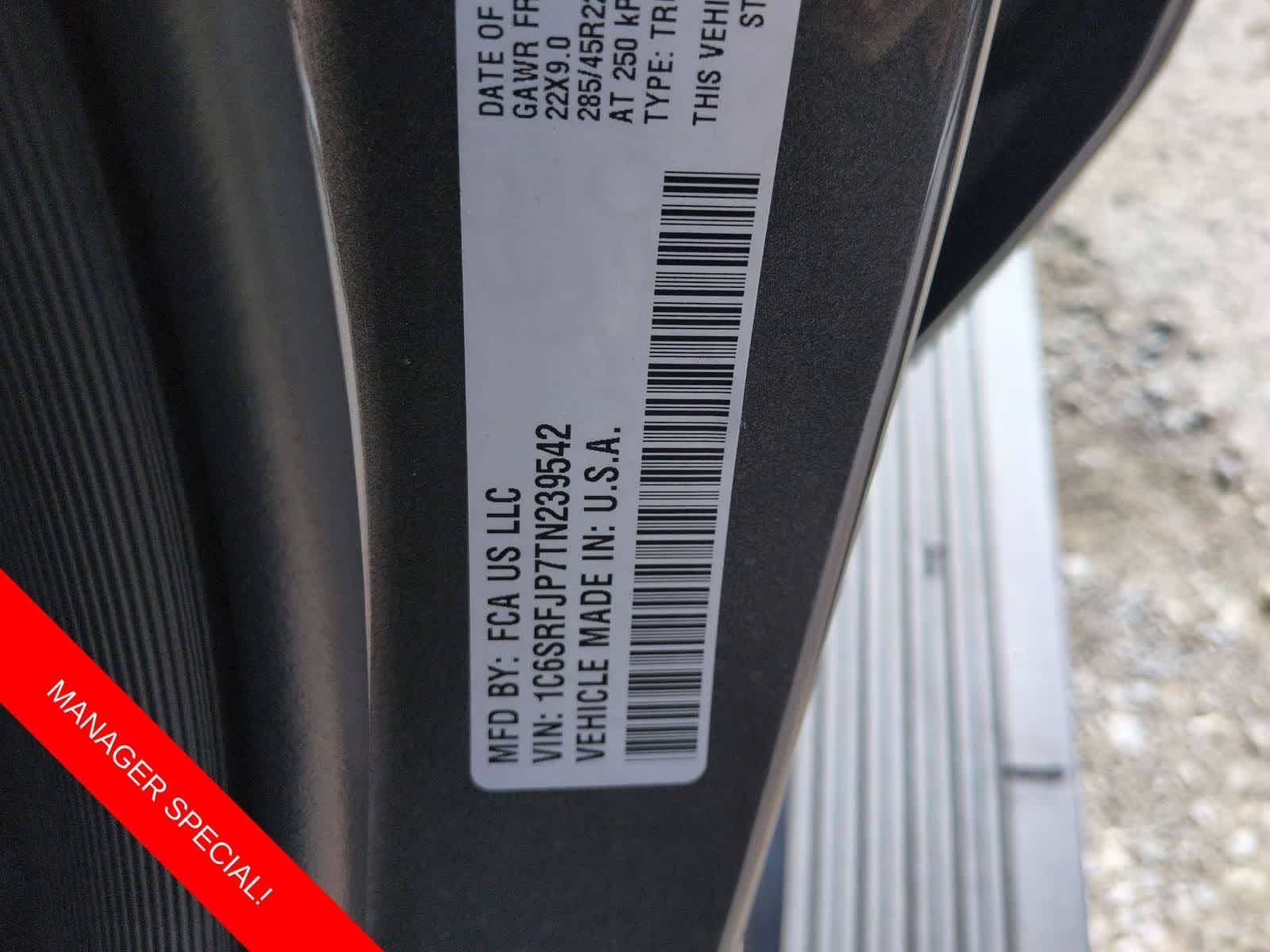 2026 RAM 1500 RAM 1500 LARAMIE CREW CAB 4X4 5'7' BOX