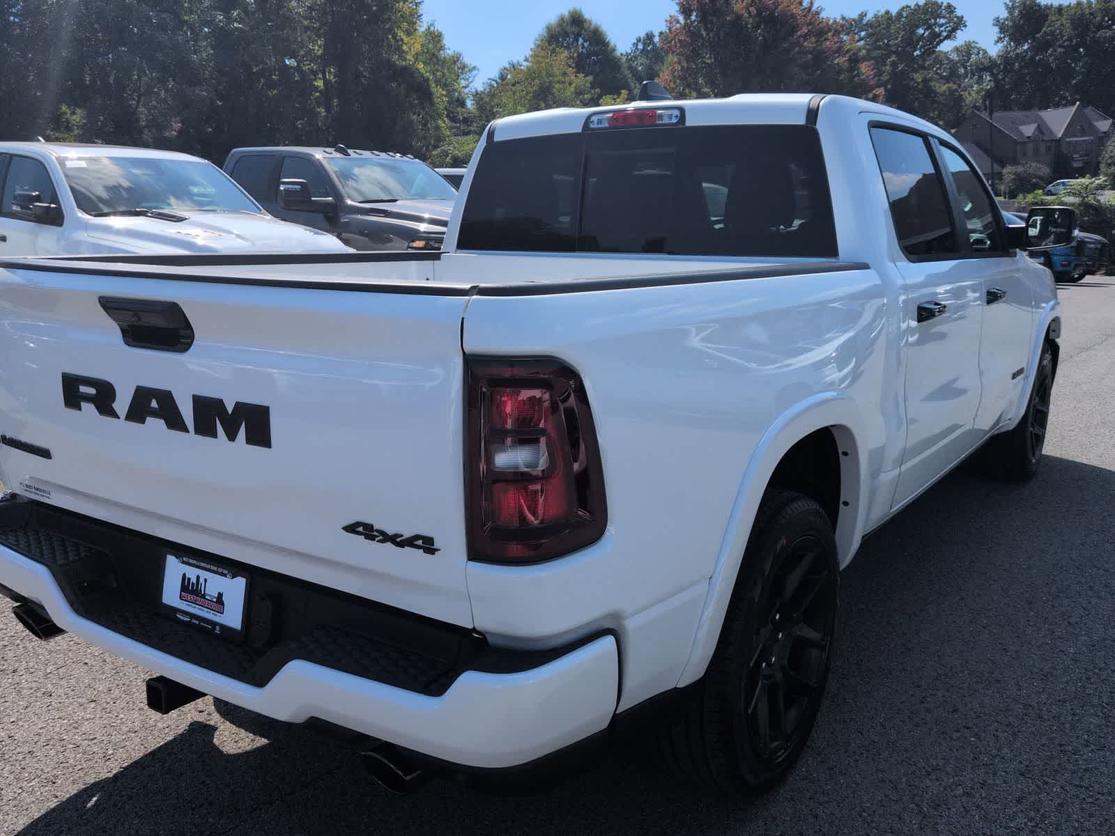 2026 RAM 1500 RAM 1500 LARAMIE CREW CAB 4X4 5'7' BOX