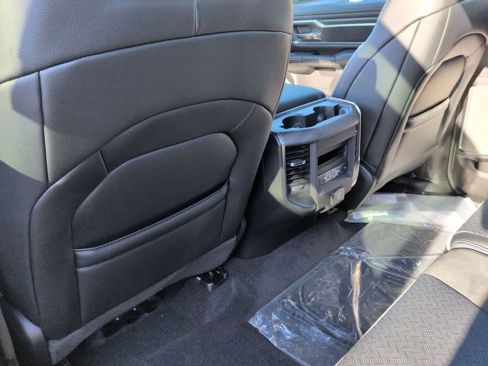 2026 RAM 1500 RAM 1500 LARAMIE CREW CAB 4X4 5'7' BOX