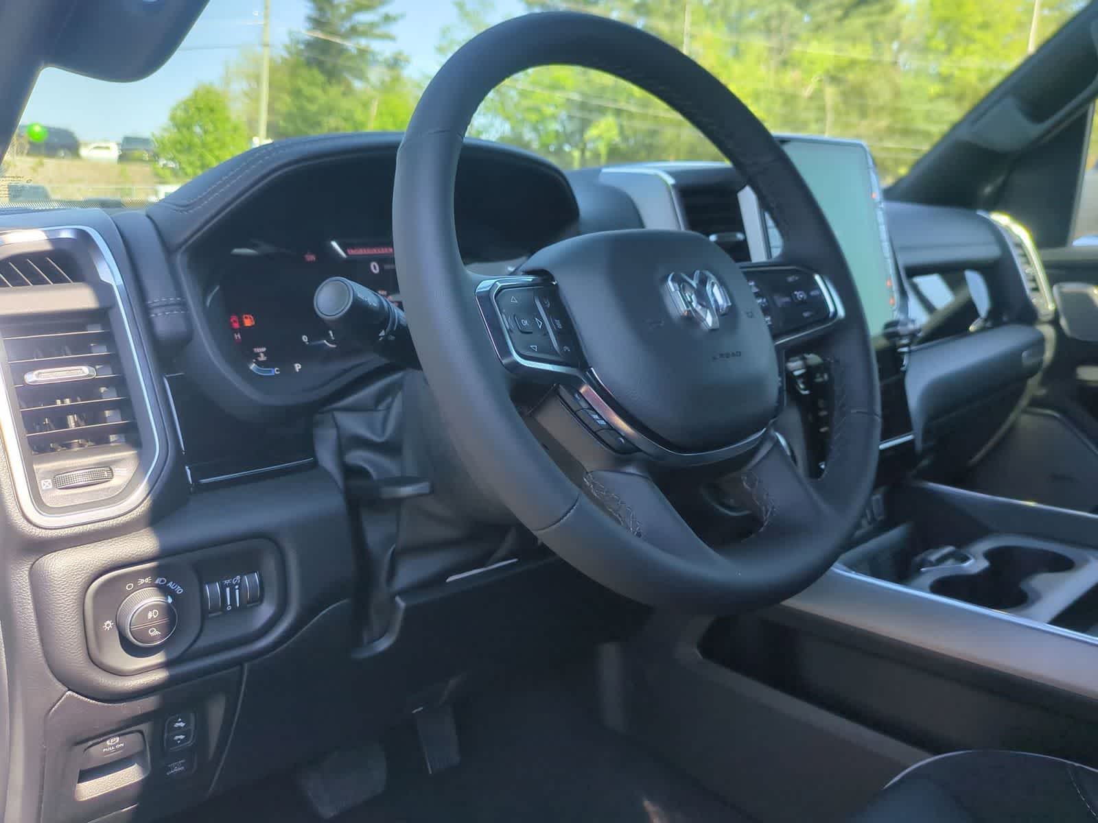 2026 RAM 1500 RAM 1500 LARAMIE CREW CAB 4X4 5'7' BOX