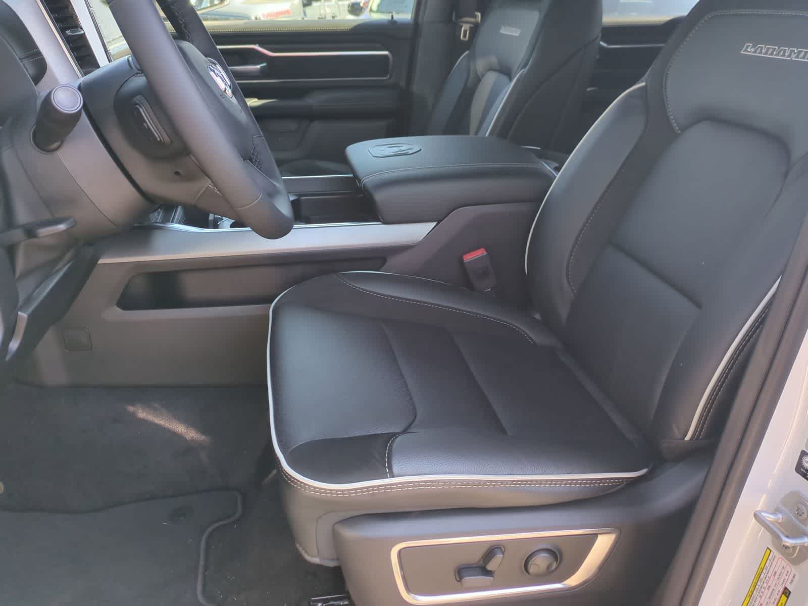 2026 RAM 1500 RAM 1500 LARAMIE CREW CAB 4X4 5'7' BOX