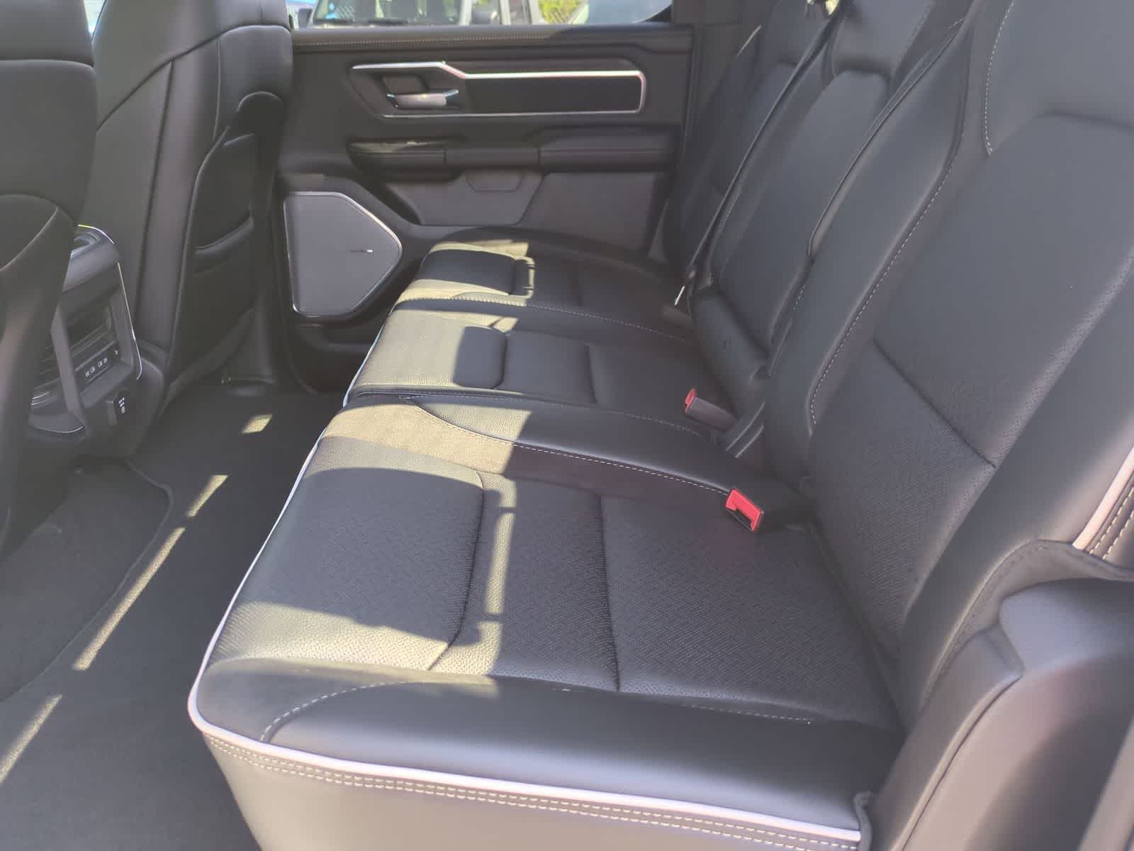 2026 RAM 1500 RAM 1500 LARAMIE CREW CAB 4X4 5'7' BOX