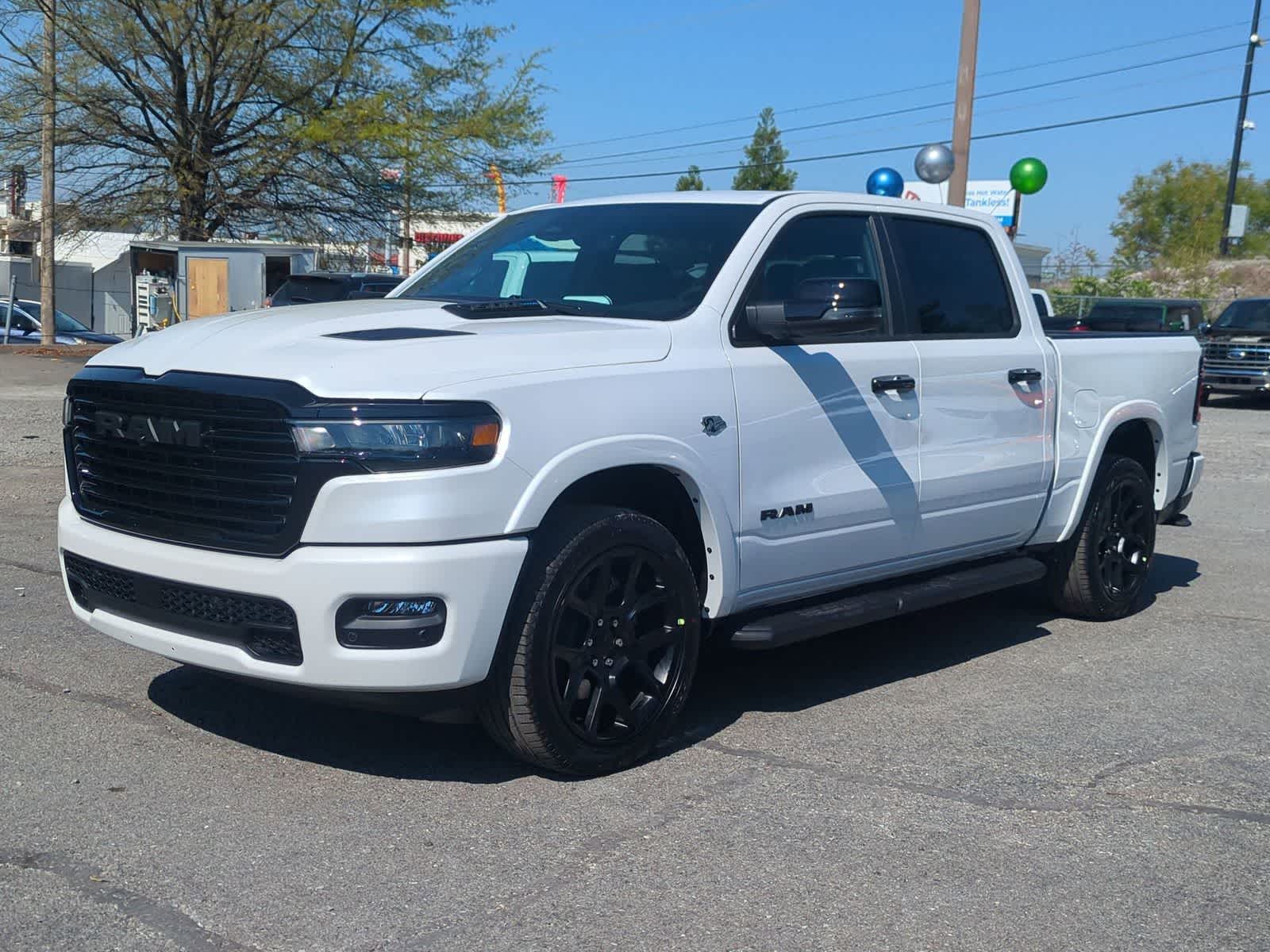 2026 RAM 1500 RAM 1500 LARAMIE CREW CAB 4X4 5'7' BOX