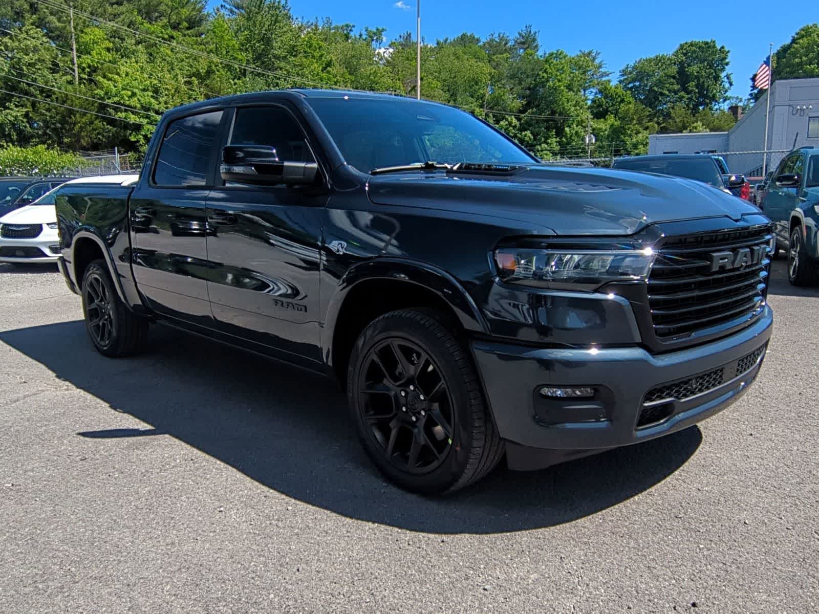 2026 RAM 1500 RAM 1500 LARAMIE CREW CAB 4X4 5'7' BOX