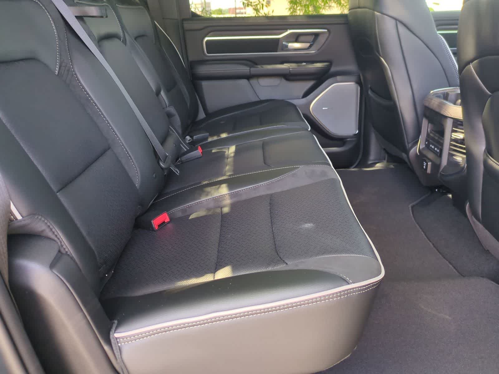 2026 RAM 1500 RAM 1500 LARAMIE CREW CAB 4X4 5'7' BOX