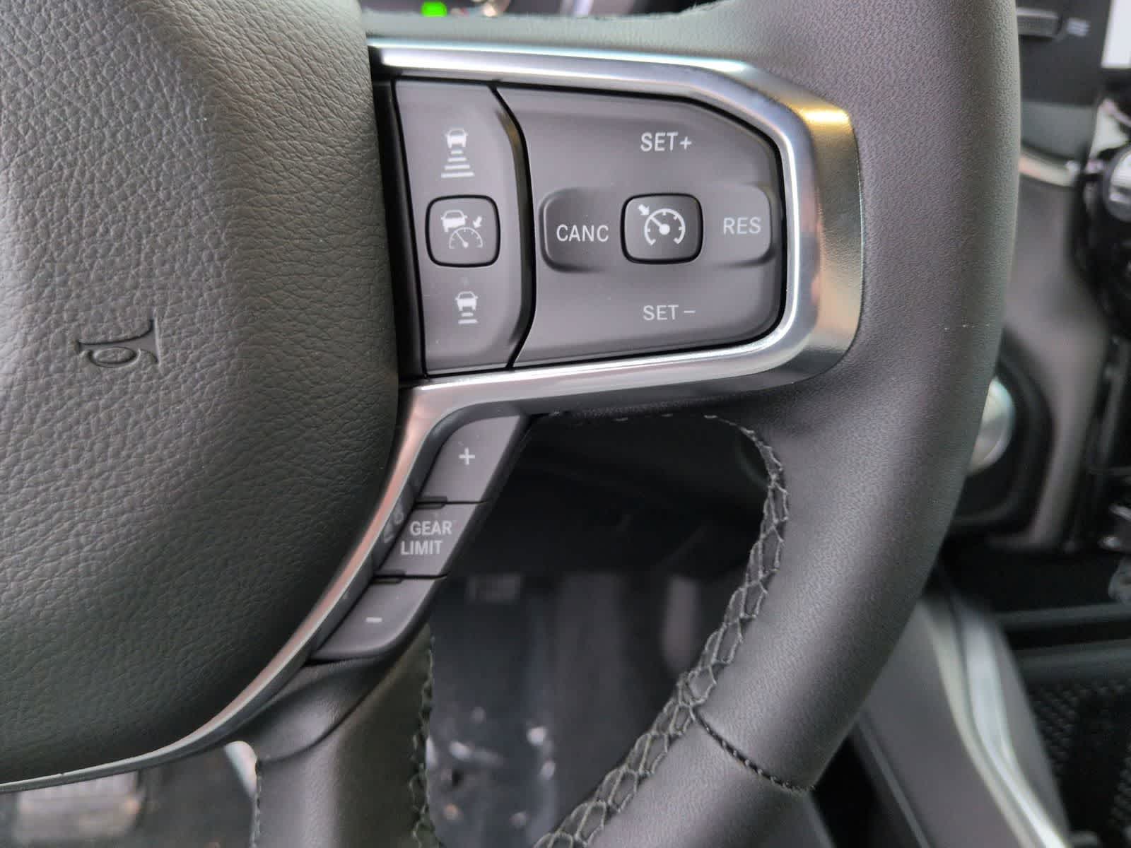 2026 RAM 1500 RAM 1500 LARAMIE CREW CAB 4X4 5'7' BOX