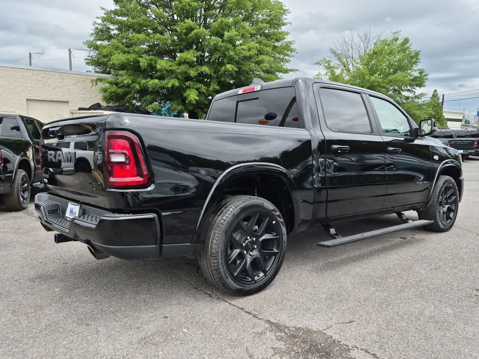 2026 RAM 1500 RAM 1500 LARAMIE CREW CAB 4X4 5'7' BOX