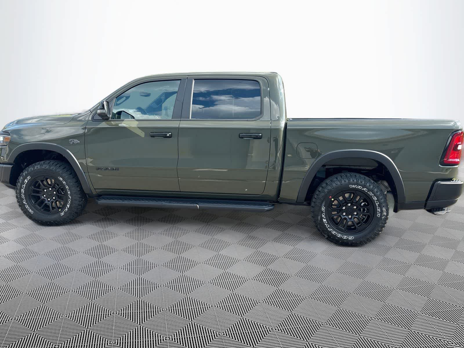 2027 RAM 1500 RAM 1500 REBEL CREW CAB 4X4 5'7' BOX