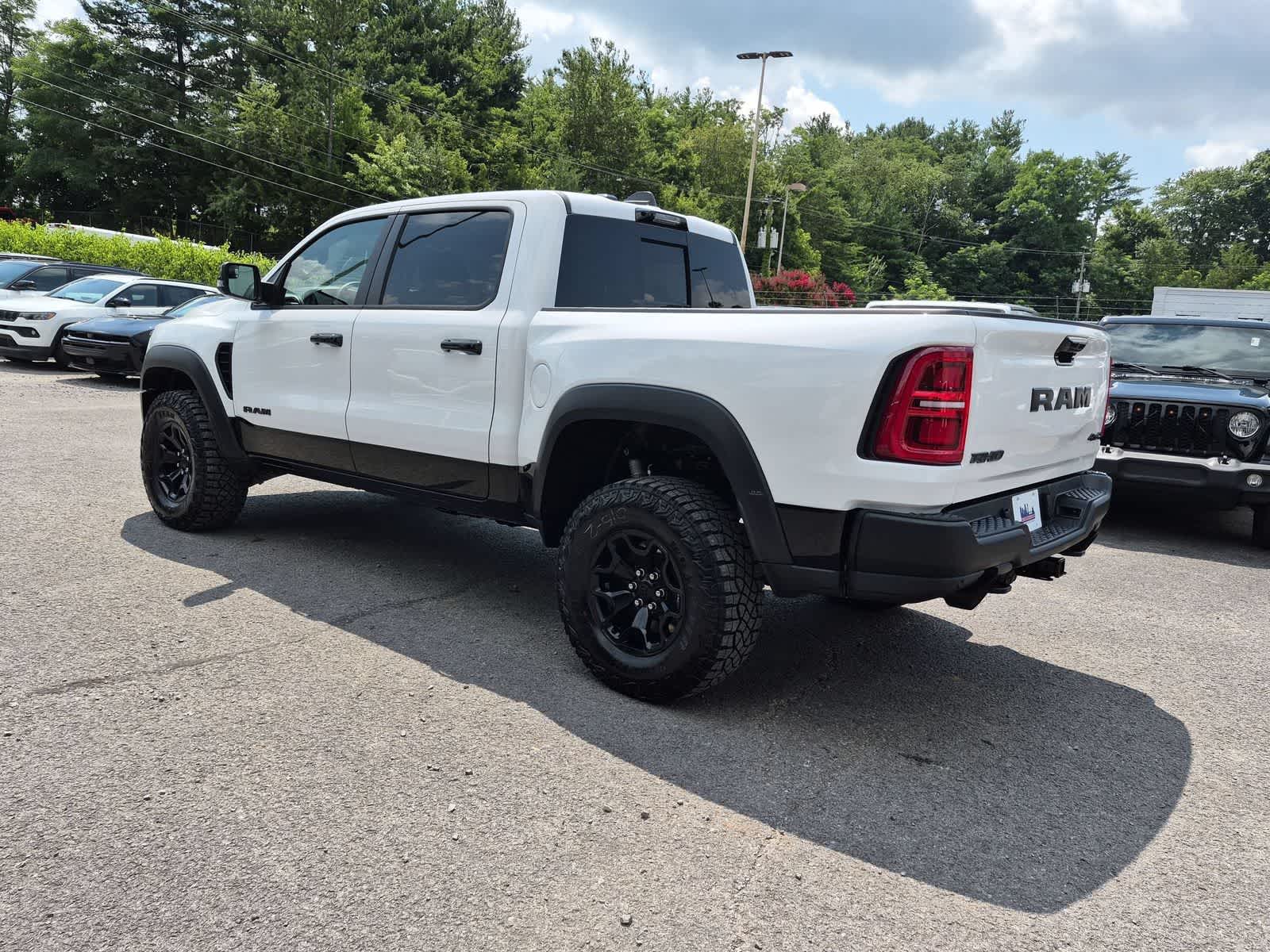 2026 RAM 1500 RAM 1500 RHO CREW CAB 4X4 5'7' BOX