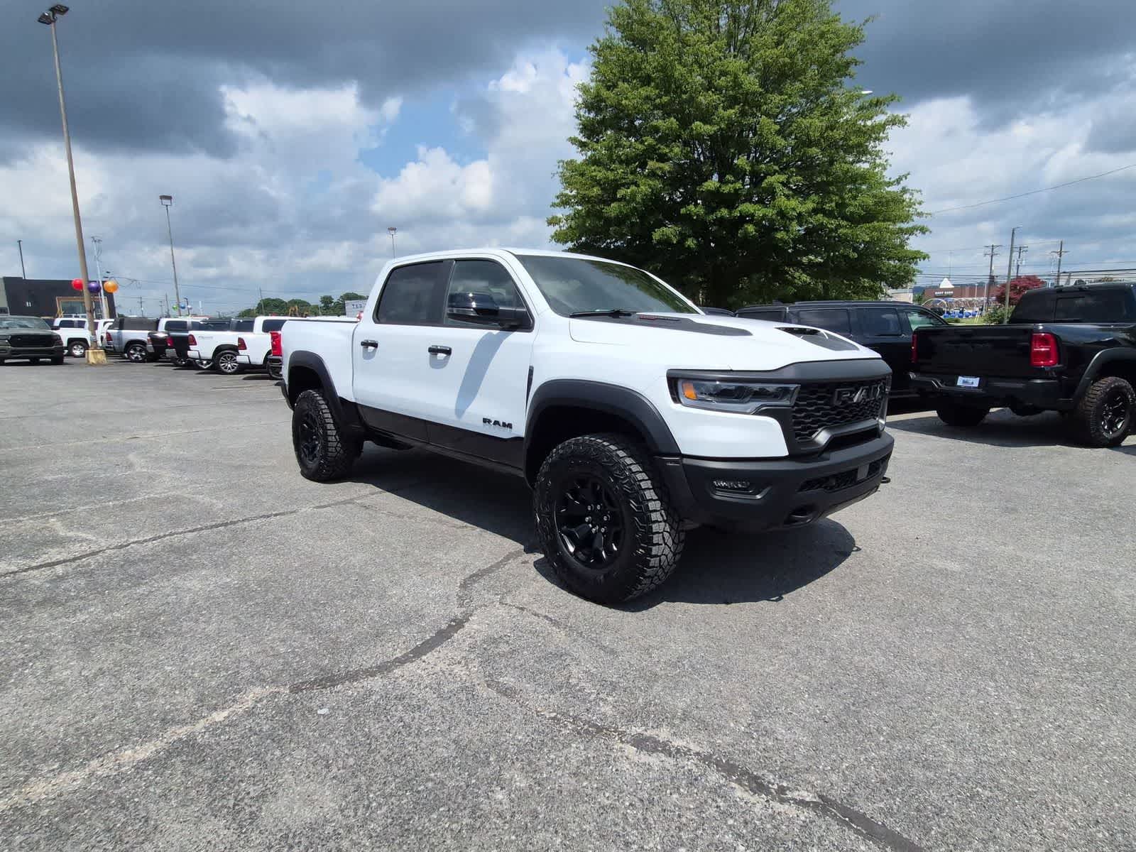 2026 RAM 1500 RAM 1500 RHO CREW CAB 4X4 5'7' BOX