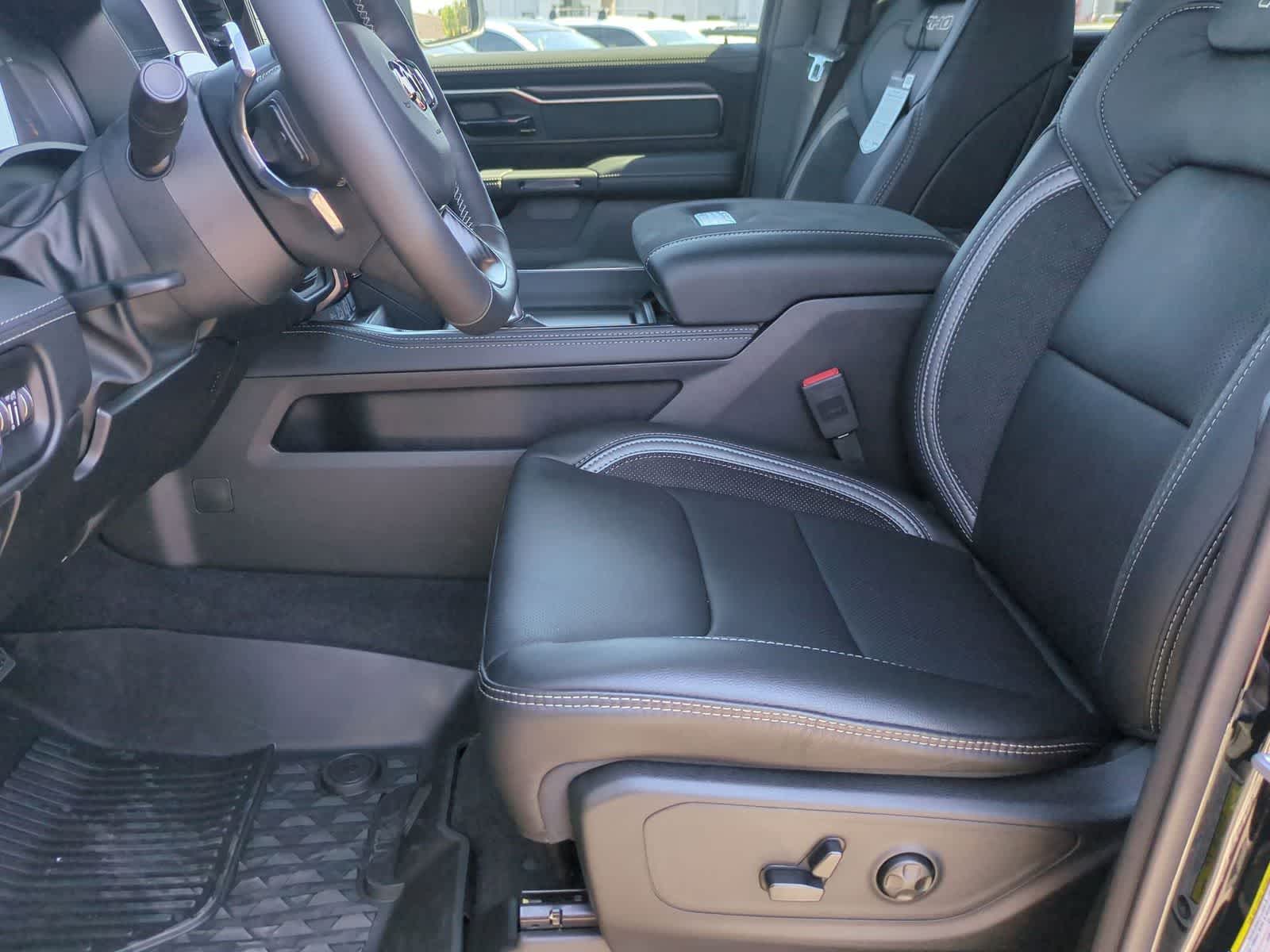 2026 RAM 1500 RAM 1500 RHO CREW CAB 4X4 5'7' BOX