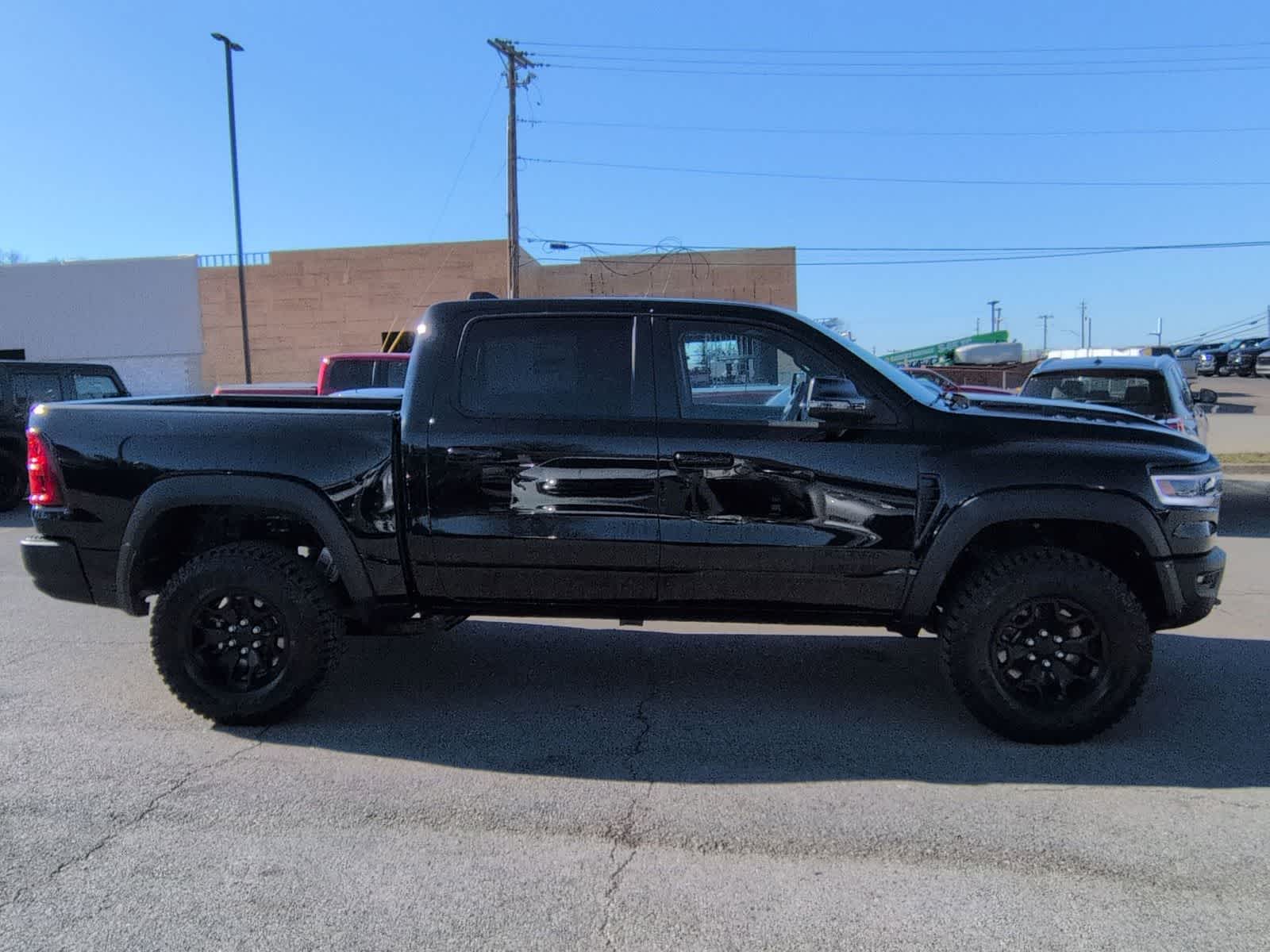 2026 RAM 1500 RAM 1500 RHO CREW CAB 4X4 5'7' BOX