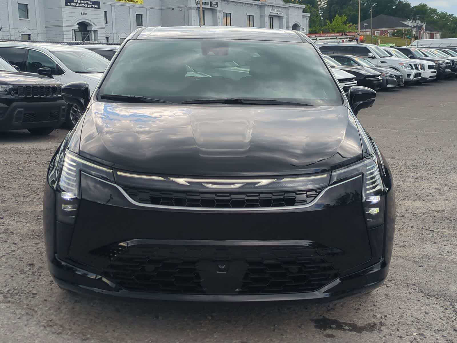2027 Chrysler Pacifica PACIFICA SELECT