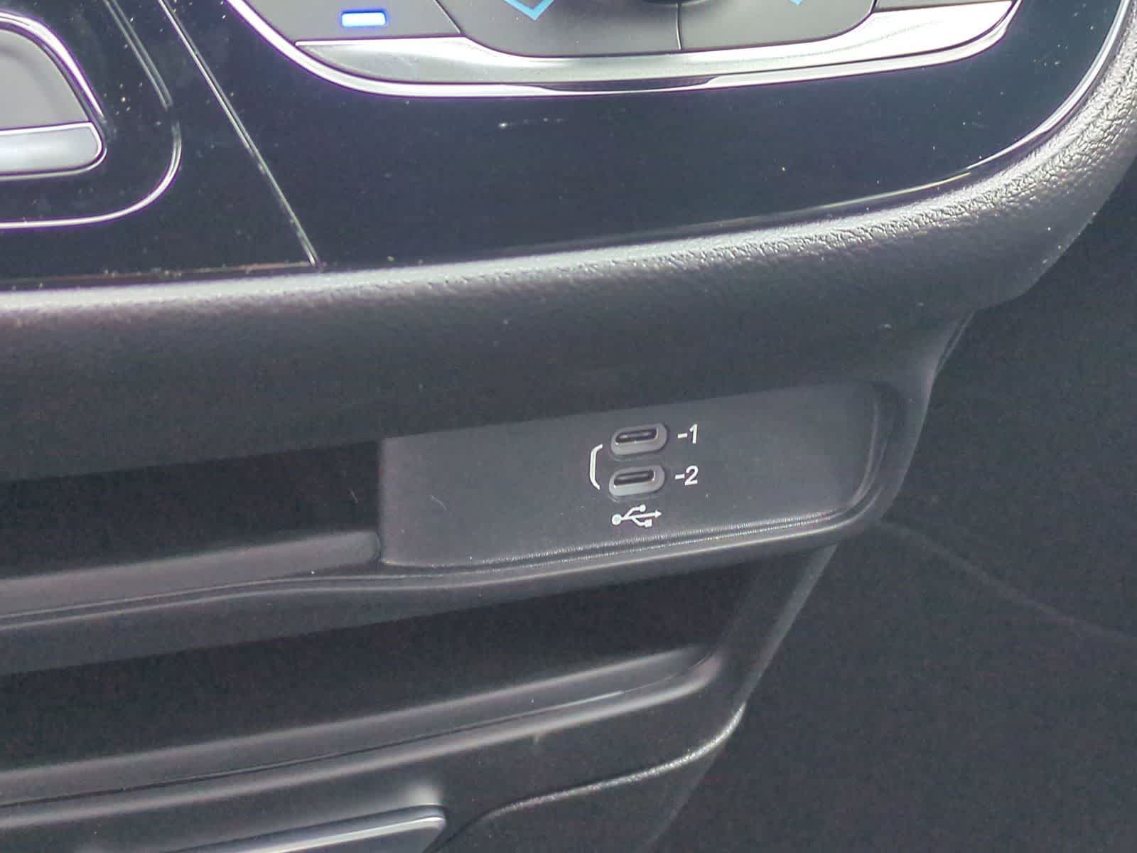 2027 Chrysler Pacifica PACIFICA SELECT