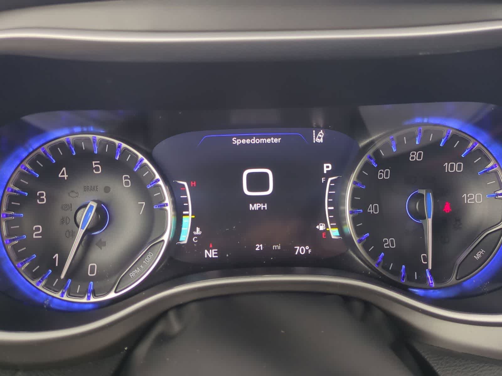 2027 Chrysler Pacifica PACIFICA SELECT
