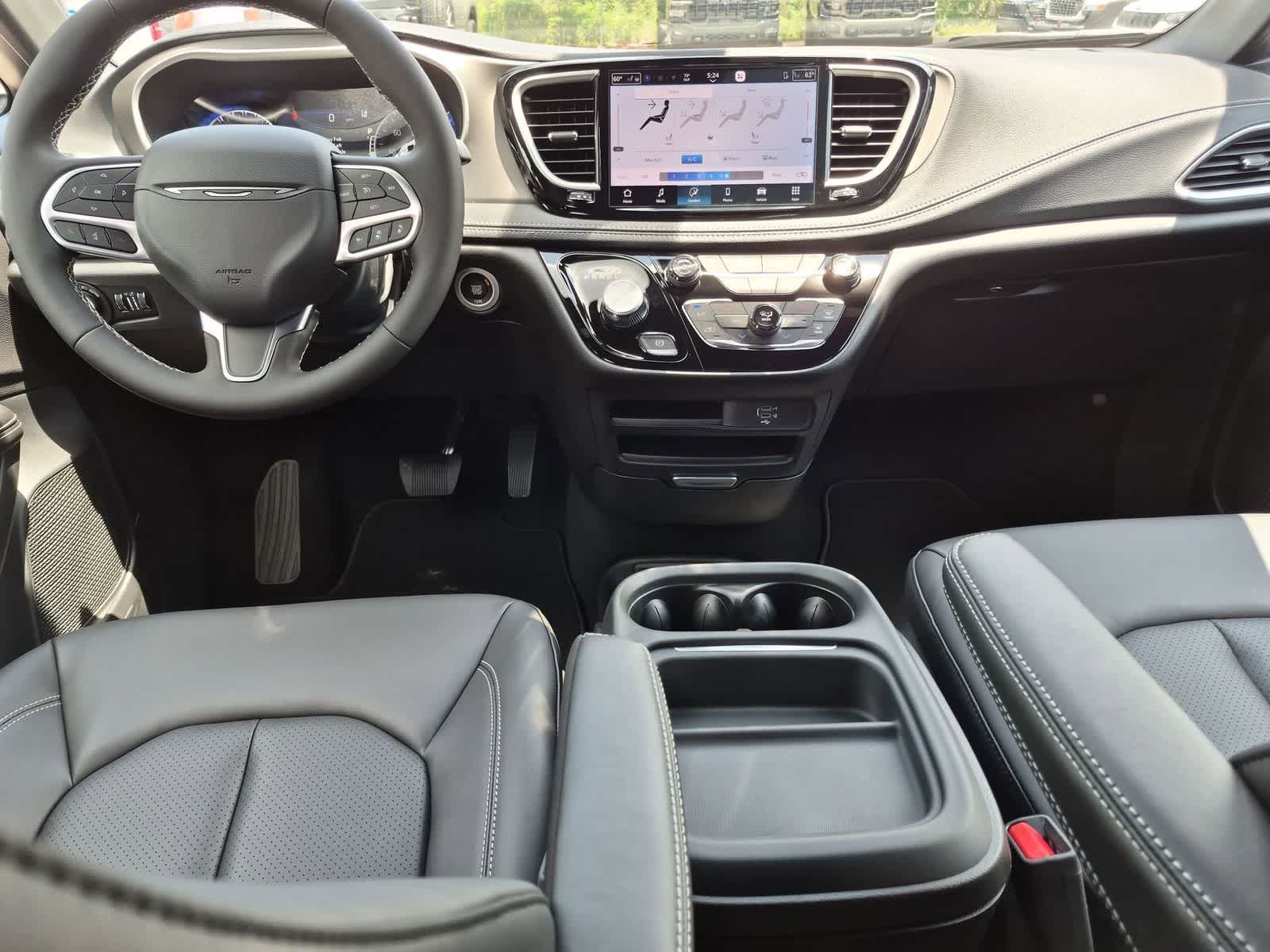 2027 Chrysler Pacifica PACIFICA SELECT