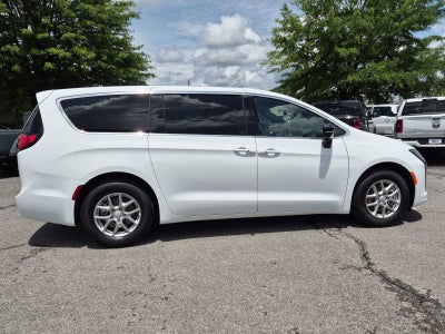 2027 Chrysler Pacifica PACIFICA SELECT