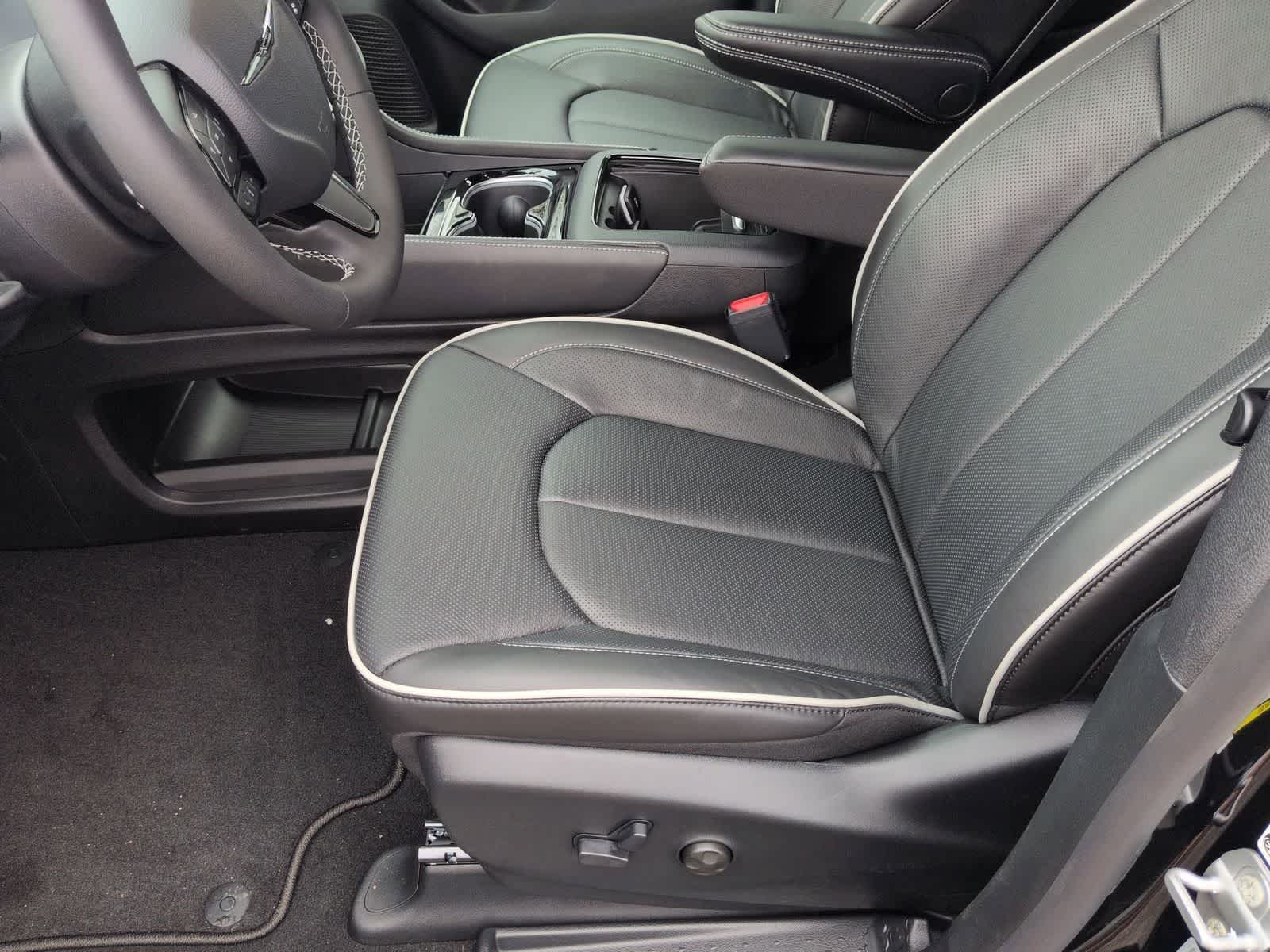 2026 Chrysler Pacifica PACIFICA LIMITED