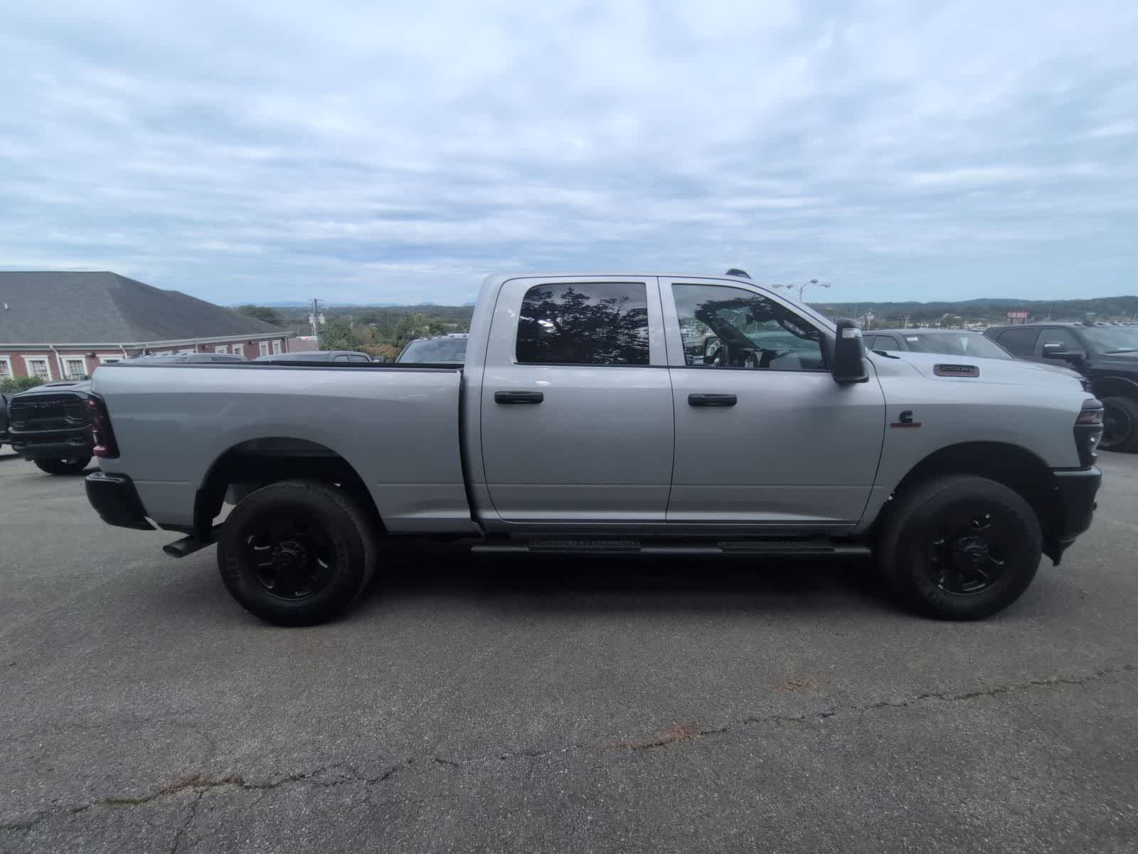 2026 RAM 2500 RAM 2500 TRADESMAN CREW CAB 4X4 6'4' BOX